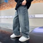 Стильні та зручні джинси для хлопчика