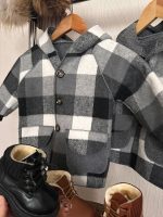 Стильне дитяче утеплене пальто з капюшоном - Зображення 3
